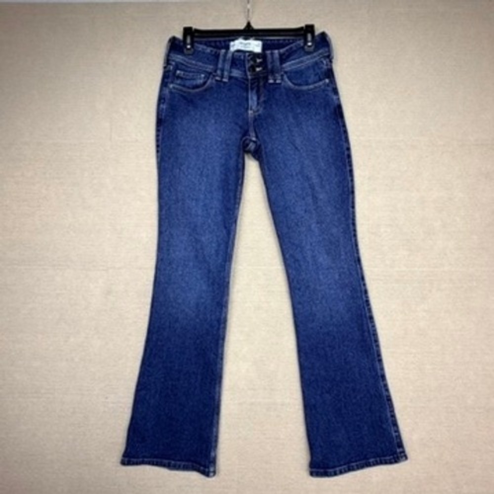 Hollister Low Rise Bootcut Jeans Dark Wash W26 2R Double Button Flap Pocket